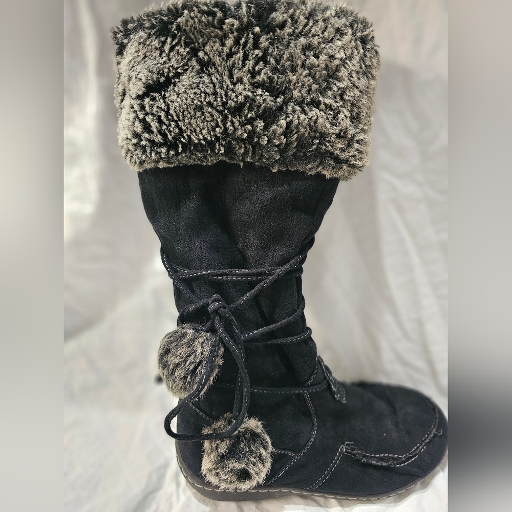 American Eagle Outfitters Black and Gray Winter Boots - Picture 6 of 6